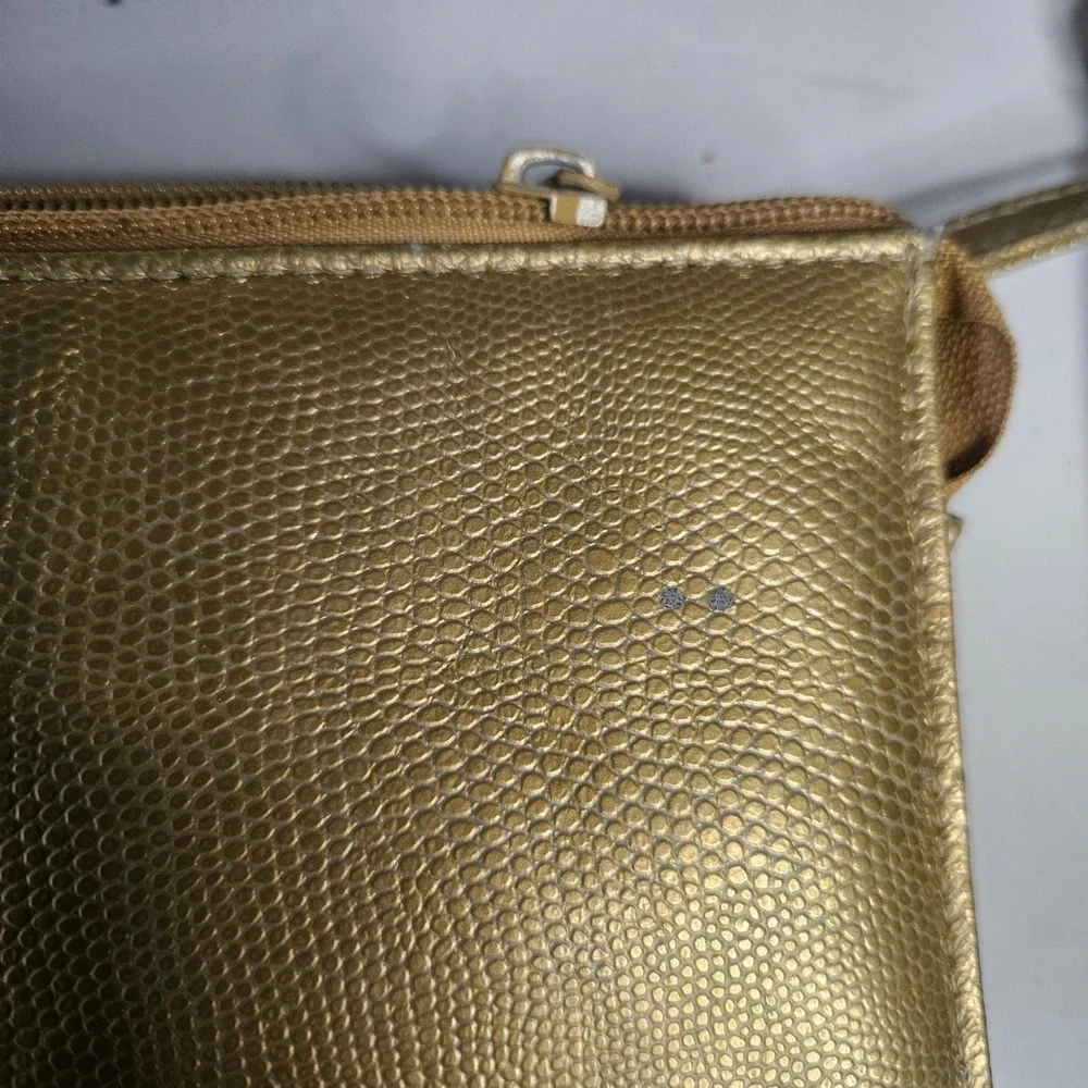 Vintage gold metallic